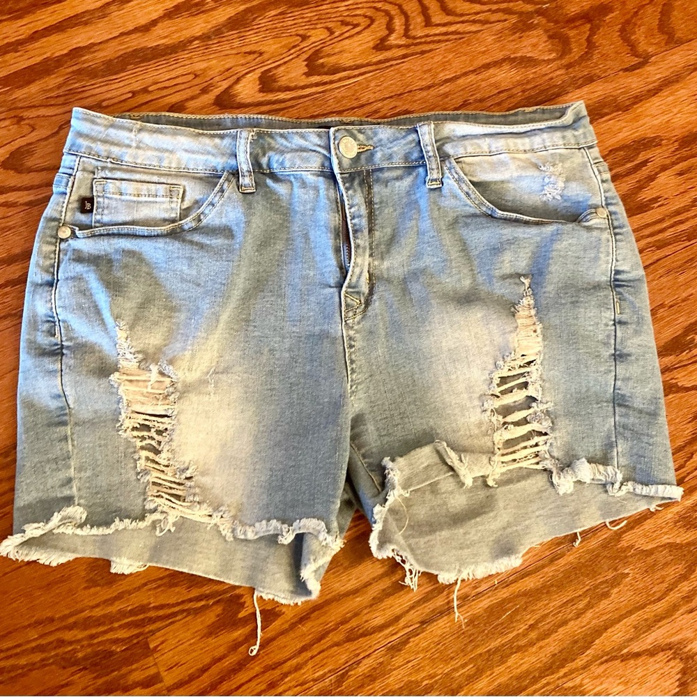 Judy Blue Destroyed Shorts. 13/31